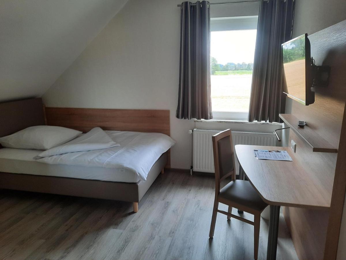 Hotel Zur Erholung & Restaurant Amme'S Landhaus Eicklingen Exterior photo